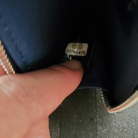 💕Traded💕CHANEL Lambskin Keyholder Card Holder - Picture 5 of 9